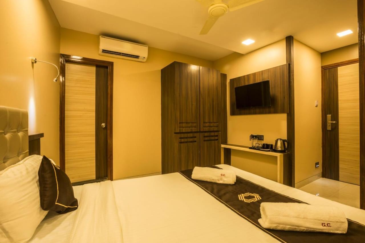 מומביי Hotel Golden Crown מראה חיצוני תמונה