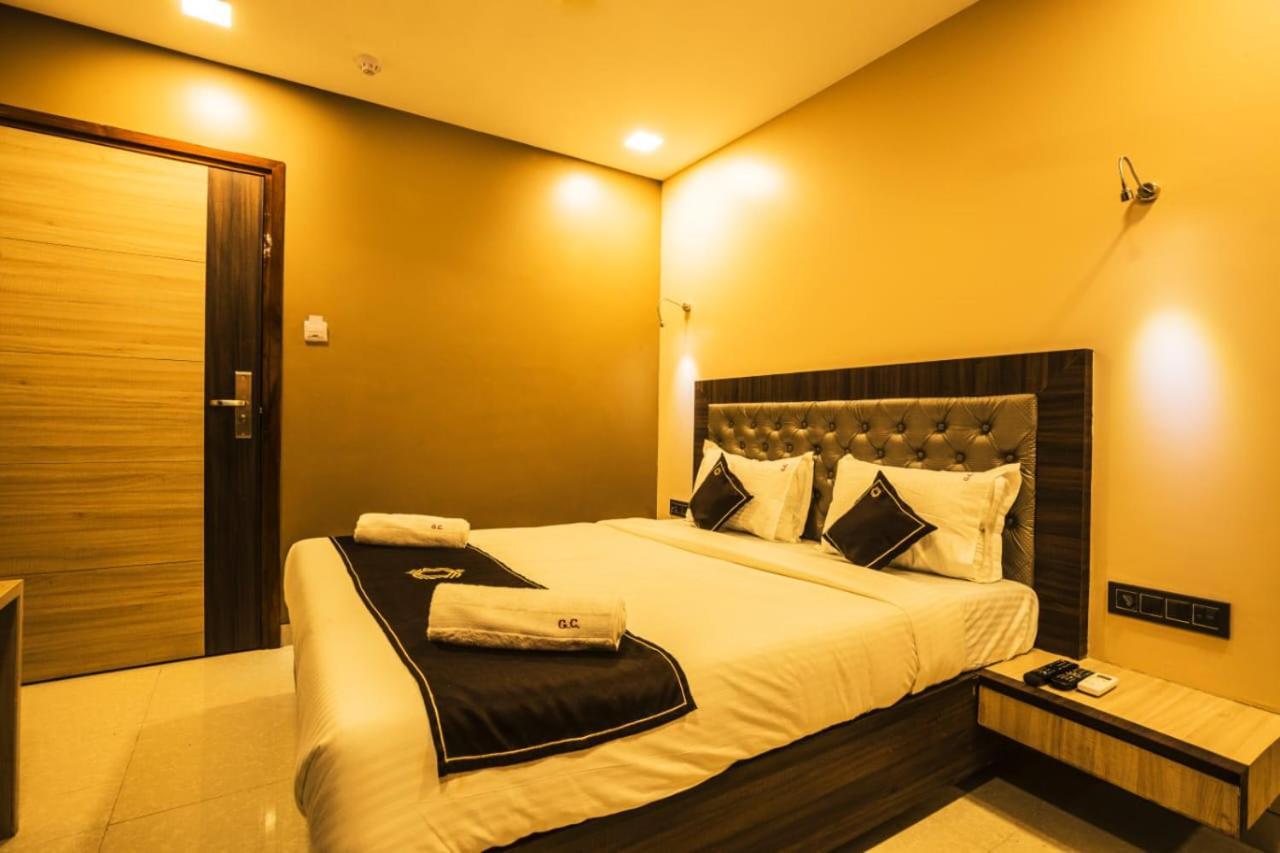 מומביי Hotel Golden Crown מראה חיצוני תמונה